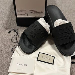 Gucci rubber poolside size 40
